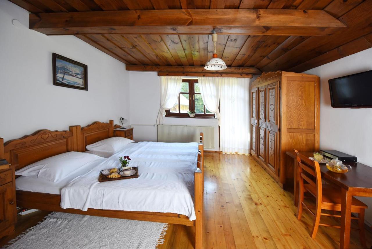 נובו מסטו Domacija Seruga Countryside Hotel מראה חיצוני תמונה