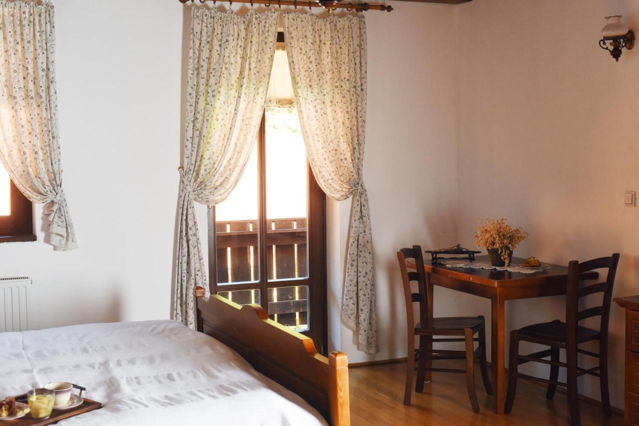נובו מסטו Domacija Seruga Countryside Hotel מראה חיצוני תמונה