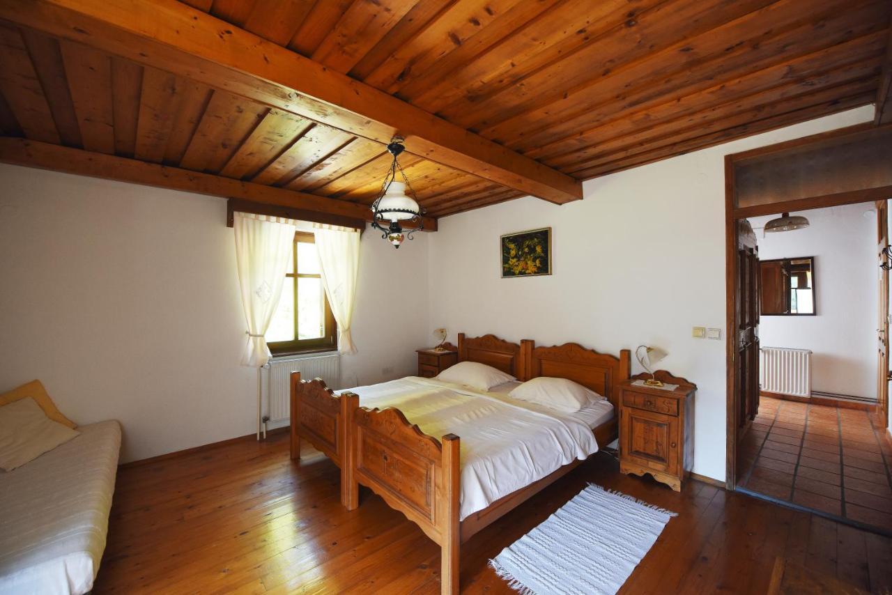 נובו מסטו Domacija Seruga Countryside Hotel מראה חיצוני תמונה